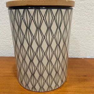 Modern Ceramic Canister with Wooden Sealed lid